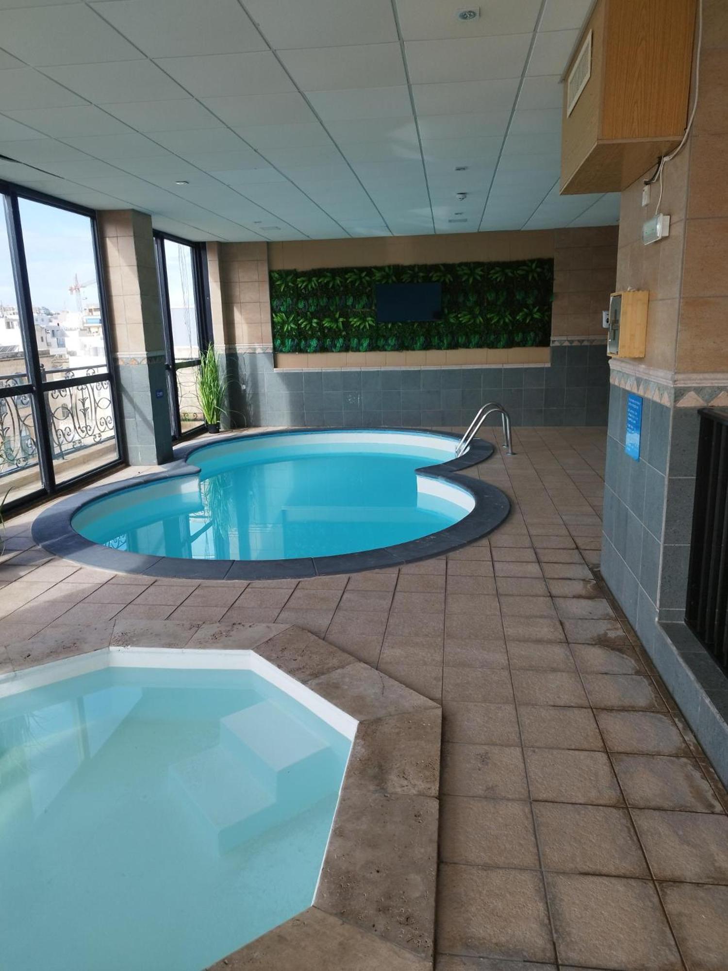 The Windsor Hotel スリーマ エクステリア 写真
